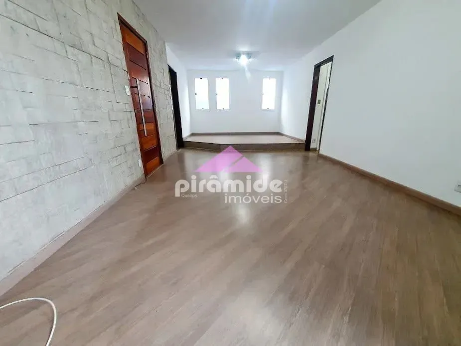 Casa, 3 quartos, 180 m² - Foto 2