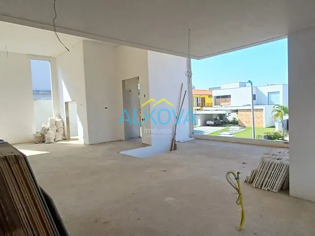 Casa com 806m² 4 quartos e 6 banheiros, à venda, no bairro Condomínio Reserva do Paratehy em São José dos Campos