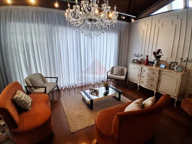 Casa com 500m² 3 quartos e 4 banheiros, à venda, no bairro Contry Park em Mauá