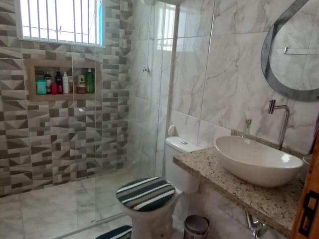 Casa 3 quartos e 2 banheiros, à venda, no bairro Piracangaguá em Taubaté