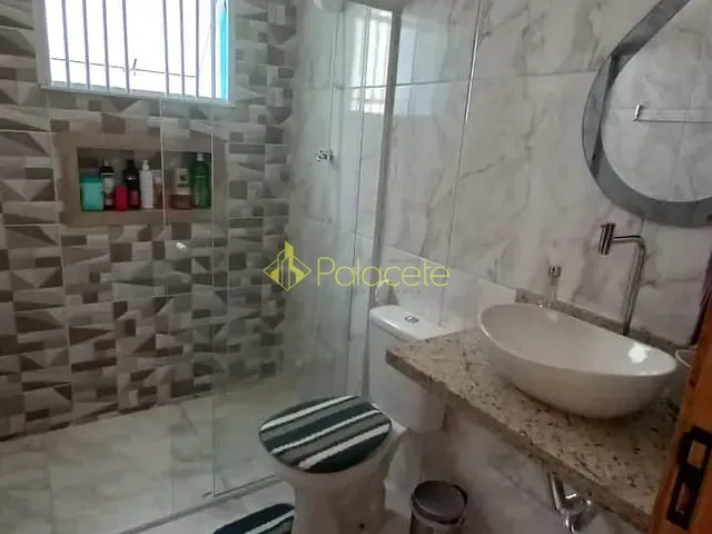 Casa 3 quartos e 2 banheiros, à venda, no bairro Piracangaguá em Taubaté