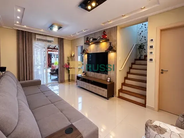 Casa com 140m² 2 quartos e 3 banheiros, à venda, no bairro Loteamento Villa Branca em Jacareí