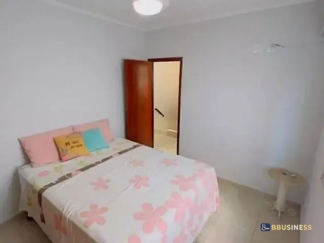 Casa 3 quartos e 2 banheiros, à venda ou para alugar, no bairro São Lourenço em Bertioga