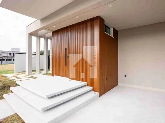 Casa com 506m² 4 quartos e 2 banheiros, à venda, no bairro Residencial Santa Giovana em Jundiaí