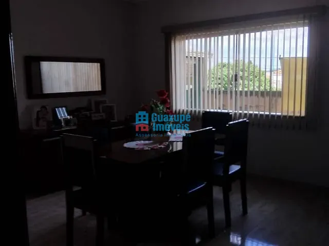 Casa 3 quartos e 6 banheiros, à venda, no bairro Parque do Lago em Guaxupé