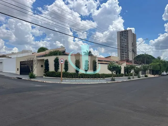 Casa com 402m² 3 quartos e 3 banheiros, à venda, no bairro VILA HARMONIA em ARARAQUARA