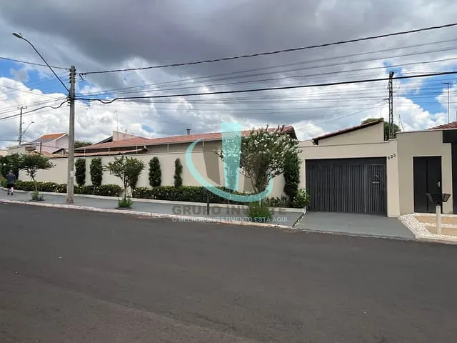 Casa com 402m² 3 quartos e 3 banheiros, à venda, no bairro VILA HARMONIA em ARARAQUARA