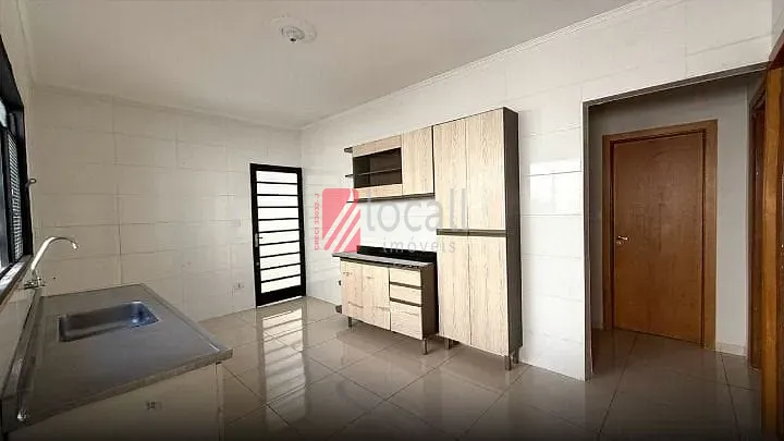 Casa com 3 quartos para aluguel, 90m² — foto 4 de 10