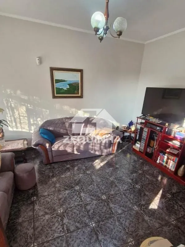 Casa, 5 quartos, 236 m² - Foto 3