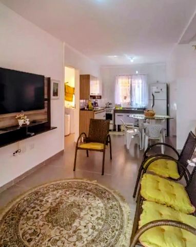 Casa 2 quartos e 2 banheiros, à venda, no bairro Maitinga em Rua Milton Pinto de Oliveira
