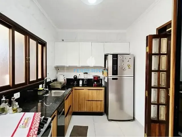 Casa com 250m², à venda, no bairro Urbanova em São José dos Campos