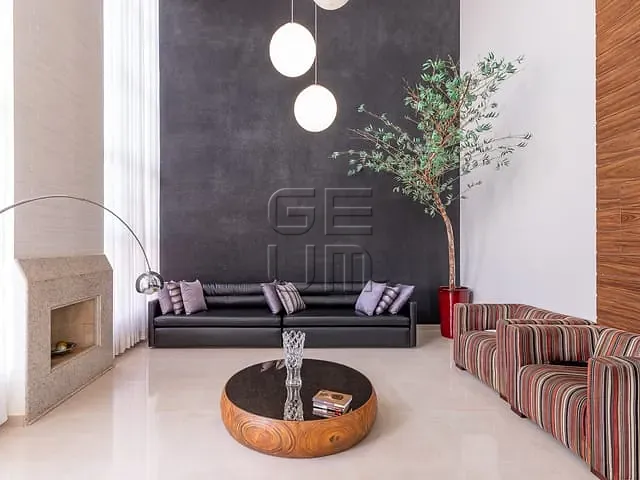 Casa com 400m² 3 quartos e 5 banheiros, à venda, no bairro Conjunto Café em Londrina