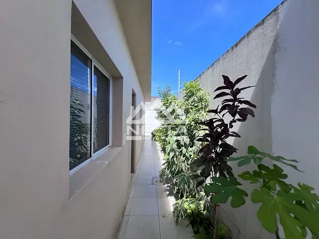 Casa com 130m² 2 quartos e 2 banheiros, à venda, no bairro Jardim das Palmeiras em Caraguatatuba