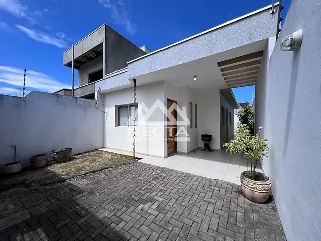 Casa com 130m² 2 quartos e 2 banheiros, à venda, no bairro Jardim das Palmeiras em Caraguatatuba