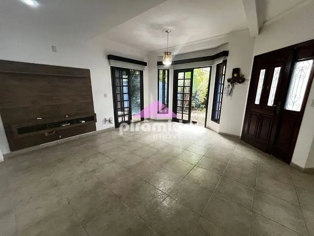 Casa, 4 quartos, 237 m² - Foto 4