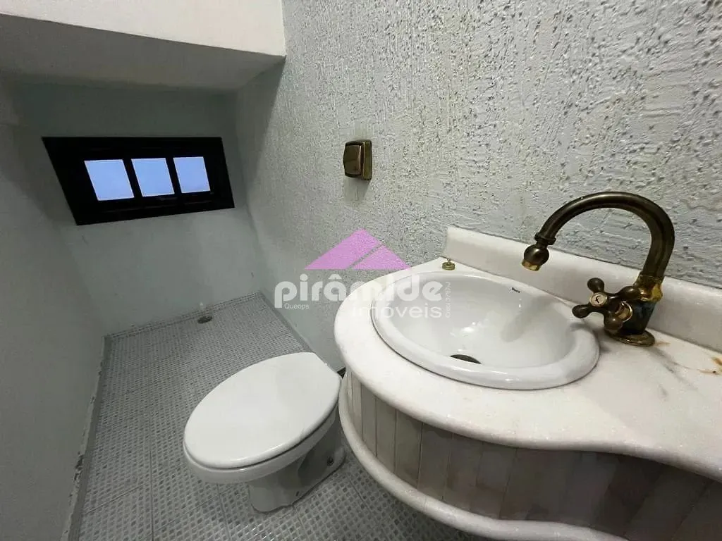 Casa, 4 quartos, 237 m² - Foto 8