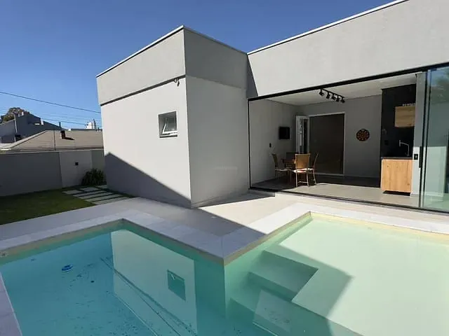 Casa 3 quartos e 3 banheiros, à venda, no bairro Ana Rech em Caxias do Sul