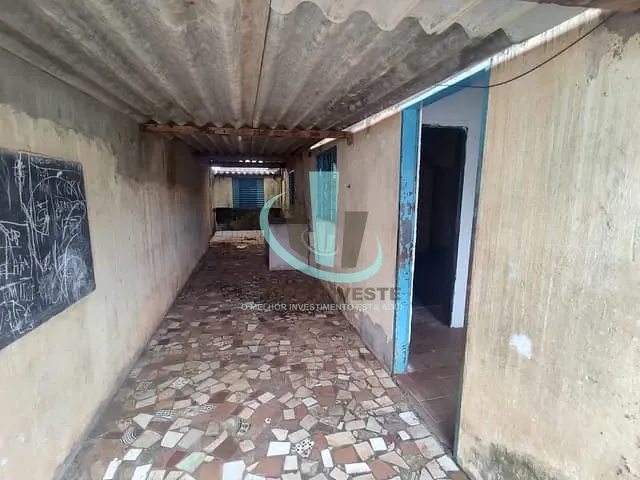 Casa com 360m² 6 quartos e 3 banheiros, à venda, no bairro JARDIM DEL REY em ARARAQUARA