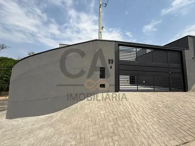 Casa com 202m² 3 quartos e 2 banheiros, à venda ou para alugar, no bairro Vila Jorge Zambon em Jaguariúna