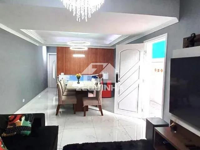 Casa com 178m² 3 quartos e 3 banheiros, à venda, no bairro Parque Ipe em Sao Paulo