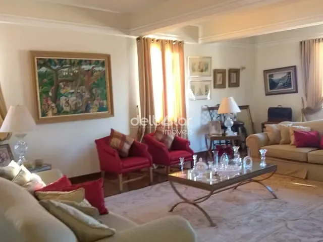 Casa 5 quartos e 7 banheiros, à venda, no bairro Planalto em Belo Horizonte