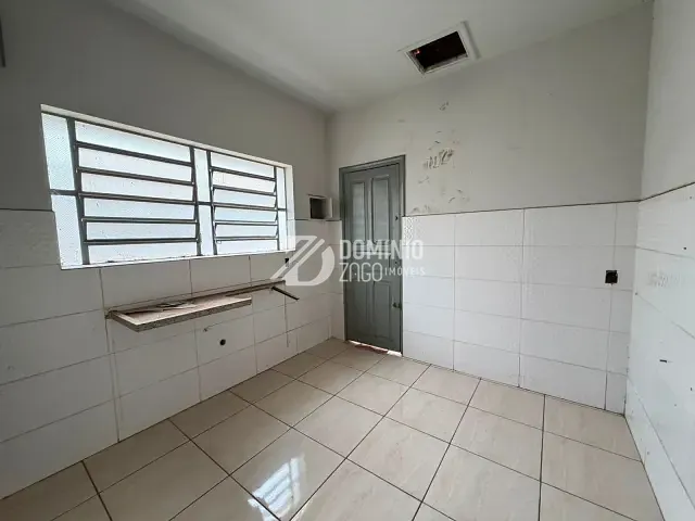 Casa à venda, no bairro Centro em Uberaba