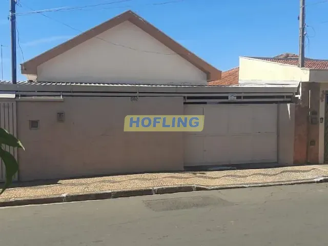 Casa com 310m² 3 quartos e 2 banheiros, à venda, no bairro Vila Indaiá em Rio Claro