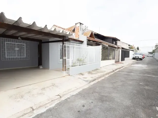 Casa 2 quartos e 1 banheiro, para alugar, no bairro Cidade Industrial em Curitiba