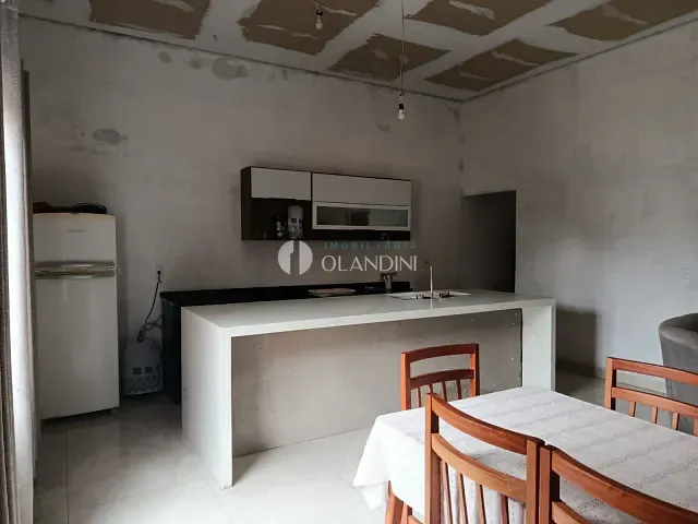 Casa com 150m² 3 quartos e 2 banheiros, à venda, no bairro Parque Residencial Itamaraty em Artur Nogueira