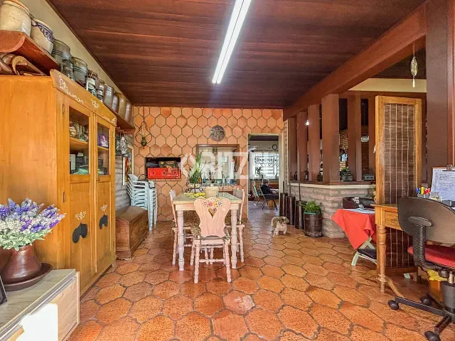 Casa 2 quartos e 1 banheiro, à venda, no bairro Portão Velho em Portão