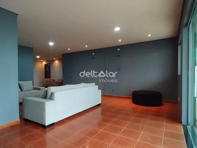 Casa com 750m² 5 quartos e 7 banheiros, à venda, no bairro Trevo em Belo Horizonte