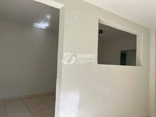 Casa 2 quartos e 2 banheiros, à venda, no bairro Estados Unidos em Uberaba