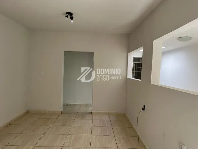 Casa 2 quartos e 2 banheiros, à venda, no bairro Estados Unidos em Uberaba