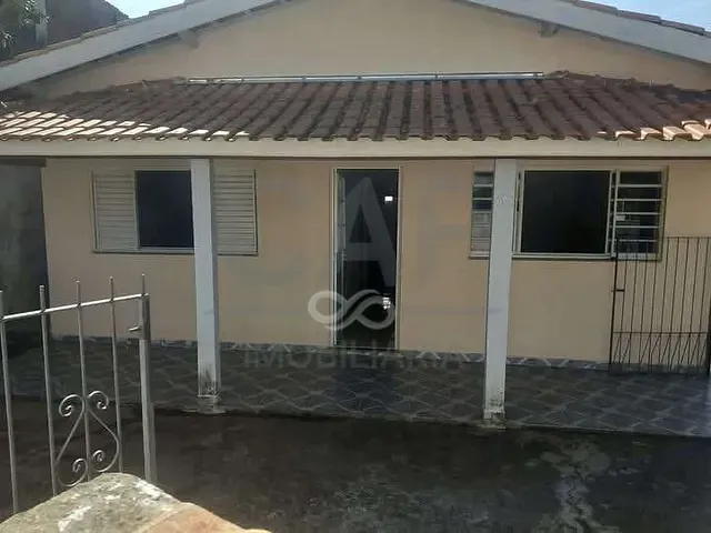 Casa 2 quartos e 1 banheiro, à venda, no bairro alto das palmeiras em Serra Negra