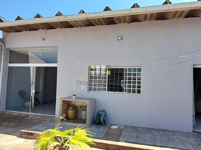 Casa com 250m² 3 quartos e 1 banheiro, à venda, no bairro Altos de Sumaré em Sumaré
