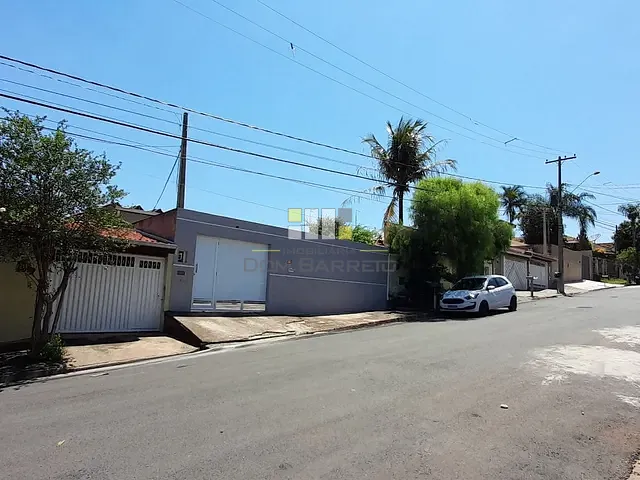 Casa com 250m² 3 quartos e 1 banheiro, à venda, no bairro Altos de Sumaré em Sumaré