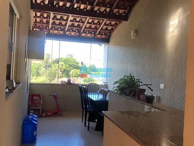 Casa com 360m² 3 quartos e 2 banheiros, à venda, no bairro Jardim Primavera em Guaxupé