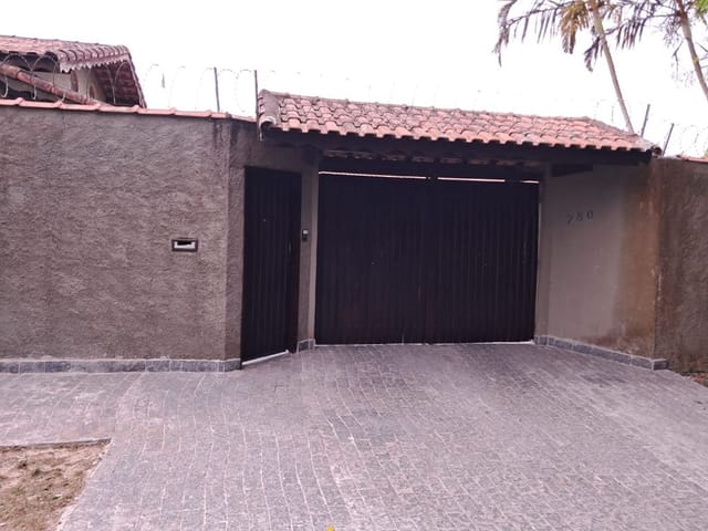 Casa com 1700m² 2 quartos e 2 banheiros, à venda, no bairro Parque Mirante de Parnaiba em Santana de Parnaíba