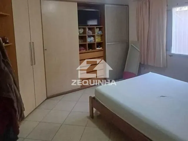 Casa com 354m² 3 quartos e 4 banheiros, à venda, no bairro Umuarama em Osasco