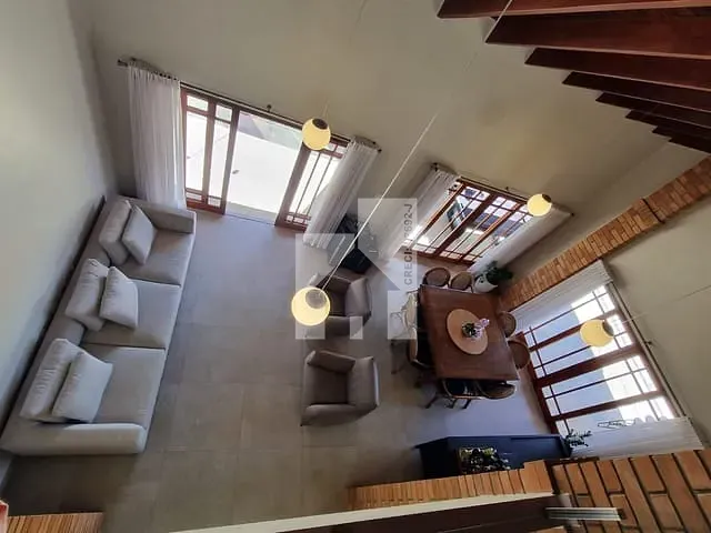 Casa com 510m² 4 quartos e 6 banheiros, à venda, no bairro Portal do Paraíso II em Jundiaí