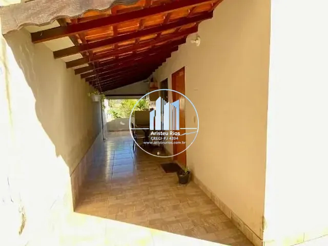 Casa com 180m² 2 quartos e 1 banheiro, à venda, no bairro Aeroporto em Pouso Alegre