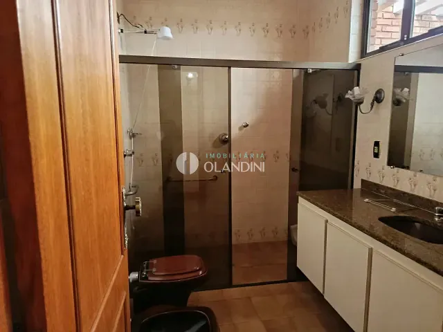 Casa para alugar, no bairro Centro em Artur Nogueira