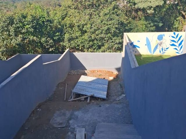 Casa com 150m² 2 quartos e 2 banheiros, à venda, no bairro Jardim Petrópolis em Cotia