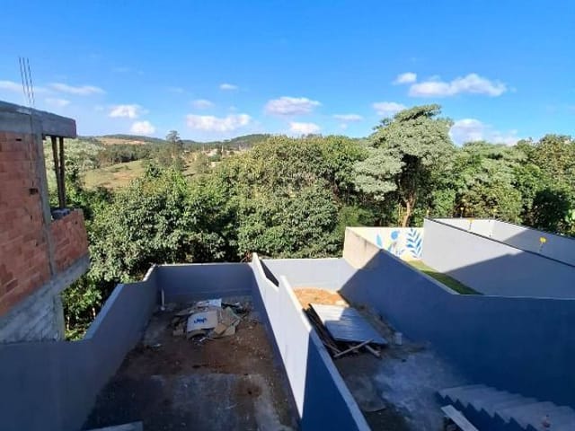 Casa com 150m² 2 quartos e 2 banheiros, à venda, no bairro Jardim Petrópolis em Cotia
