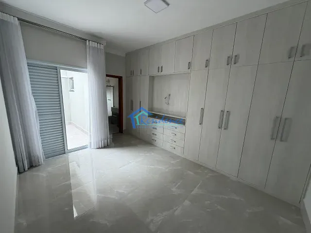 Casa com 200m² 3 quartos e 2 banheiros, à venda, no bairro Jardim Bréscia em Indaiatuba