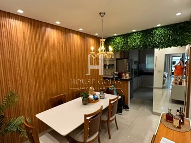 Casa com 180m² 3 quartos e 2 banheiros, à venda, no bairro Moinho dos Ventos em Goiânia
