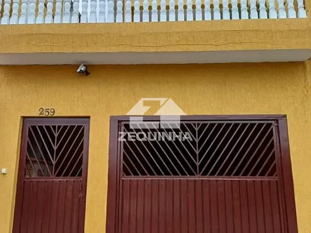 Casa com 168m² 4 quartos e 4 banheiros, à venda, no bairro Cipava em Osasco