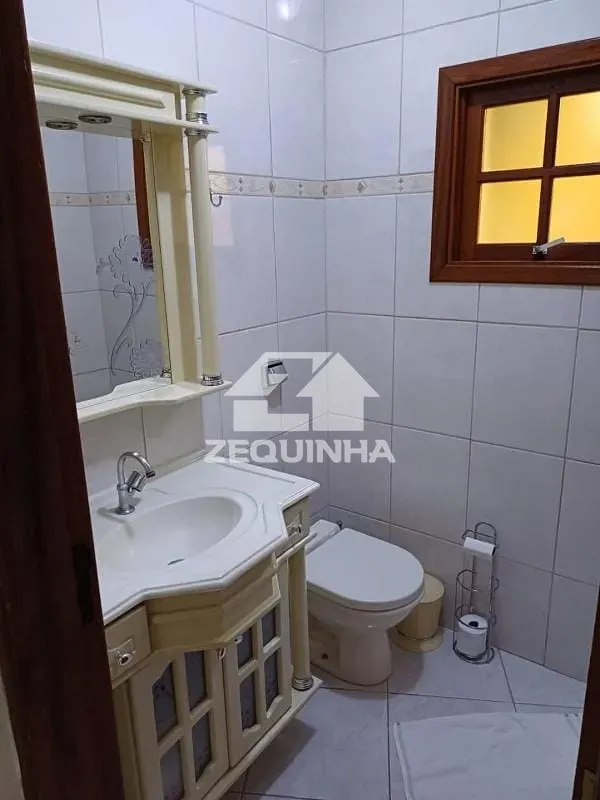 Casa, 4 quartos, 290 m² - Foto 13