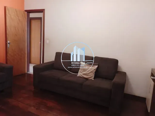 Casa com 231m² 3 quartos e 3 banheiros, à venda, no bairro Nova Pouso Alegre em Pouso Alegre
