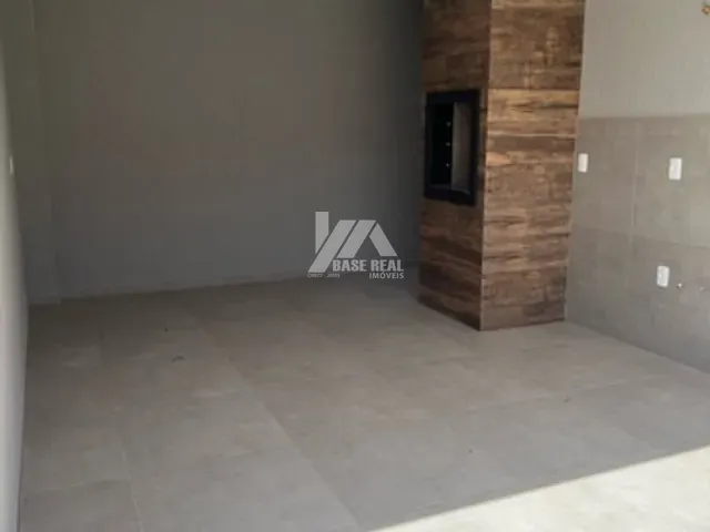 Casa 2 quartos e 1 banheiro, à venda, no bairro Oficinas em Ponta Grossa
